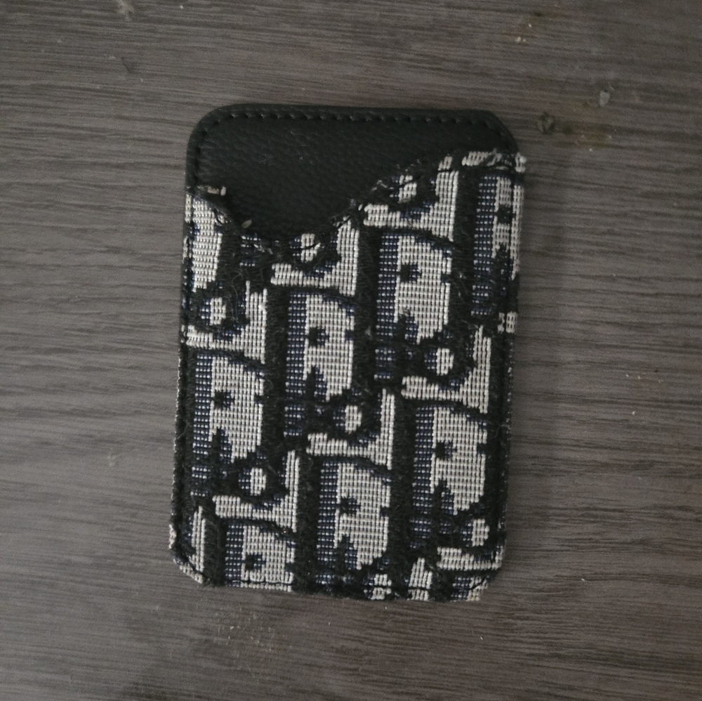 Magnetic Fashion Wallet